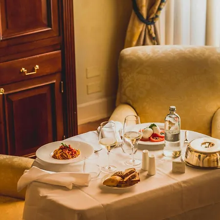 Grand Continental - Starhotels Collezione 5*