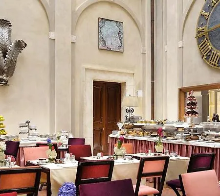 Grand Continental - Starhotels Collezione Hotel 5*