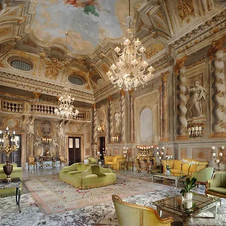 Grand Continental - Starhotels Collezione 5* Siena