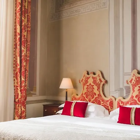 Grand Continental - Starhotels Collezione Hotel 5*
